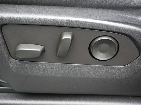 Used 2022 Chevrolet Tahoe LT w/ LT Signature Plus Package image 20