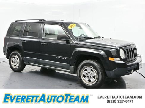 Used 2011 Jeep Patriot Sport w/ PWR Value Group AWD/4WD image 1