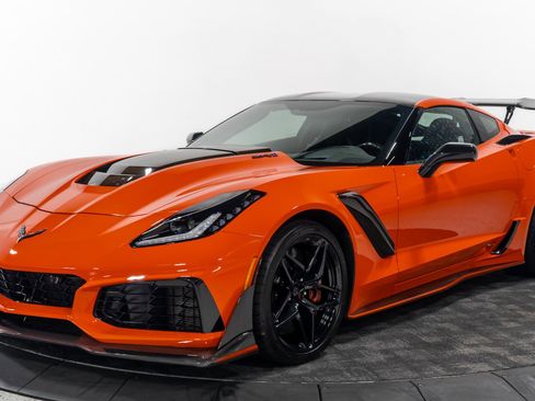 Used 2019 Chevrolet Corvette ZR1 image 12