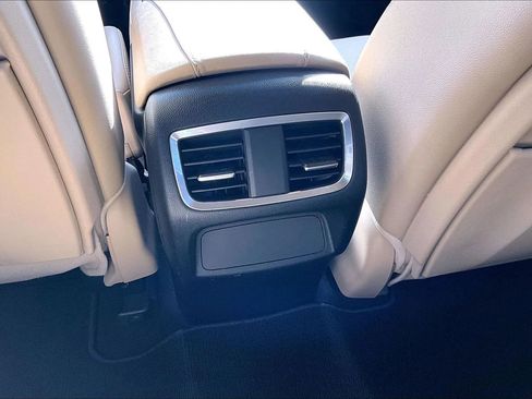 Used 2019 Acura RDX FWD image 25