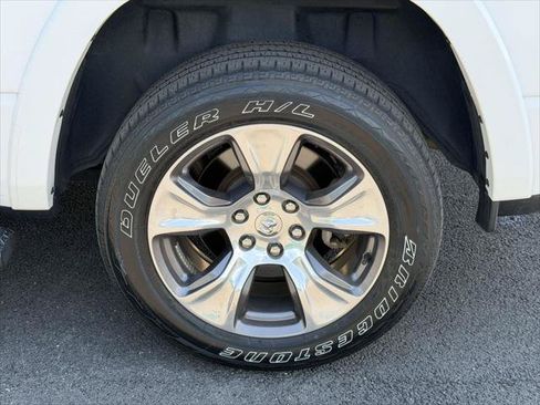 Used 2020 RAM 1500 Laramie AWD/4WD image 10