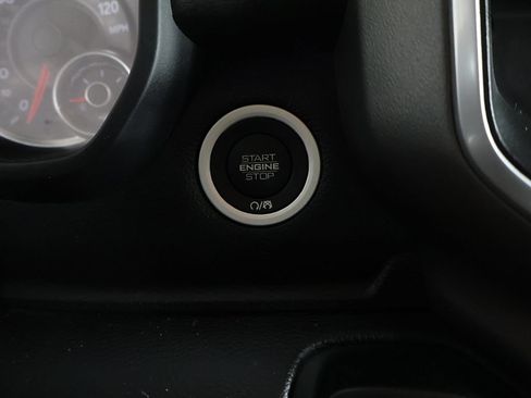 Used 2021 RAM 1500 Big Horn AWD/4WD image 32