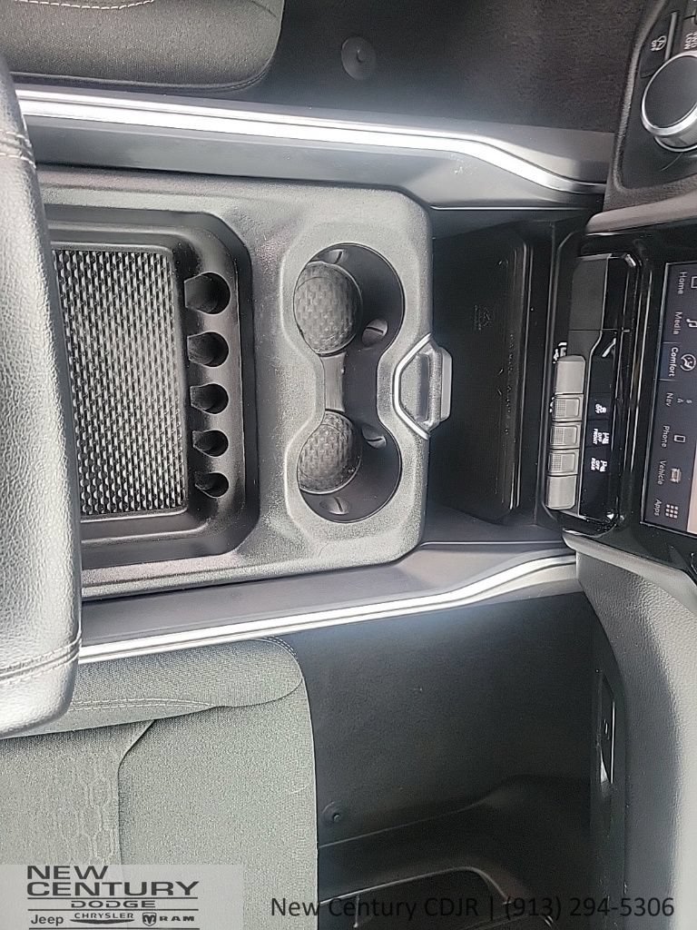 Used 2025 RAM 1500 Big Horn AWD/4WD image 17
