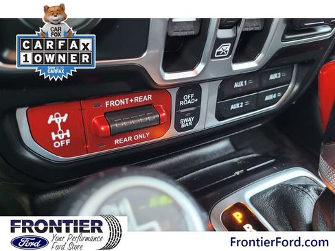 Used 2024 Jeep Wrangler Unlimited Rubicon AWD/4WD image 15