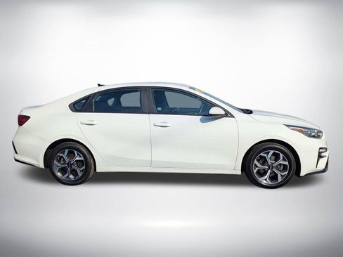 Used 2019 Kia Forte LXS FWD image 3