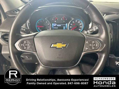 Used 2018 Chevrolet Traverse LT AWD/4WD image 11