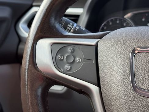 Used 2019 GMC Acadia SLT AWD/4WD image 25