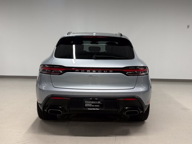 Certified 2026 Porsche Macan AWD/4WD image 8