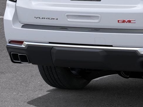 New 2026 GMC Yukon Denali w/ Denali Reserve Package AWD/4WD image 14
