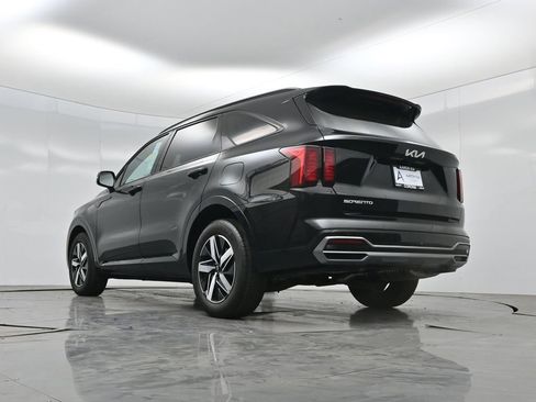 Used 2023 Kia Sorento S w/ Panoramic Sunroof Package FWD image 52
