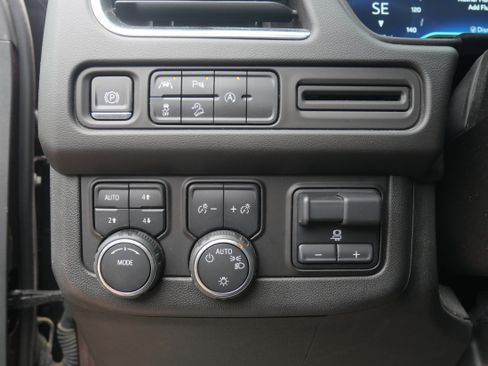 Used 2023 Chevrolet Tahoe Z71 w/ Max Trailering Package image 9