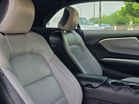 Used 2024 Ford Mustang Premium RWD image 27