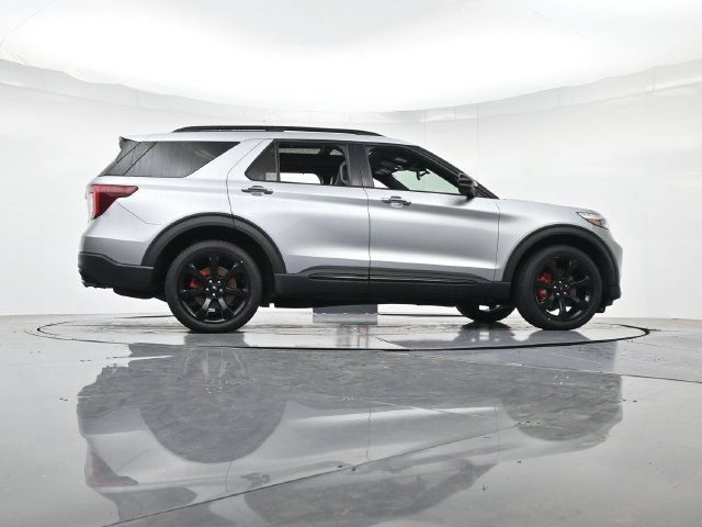 Used 2023 Ford Explorer ST w/ Equipment Group 401A AWD/4WD image 45
