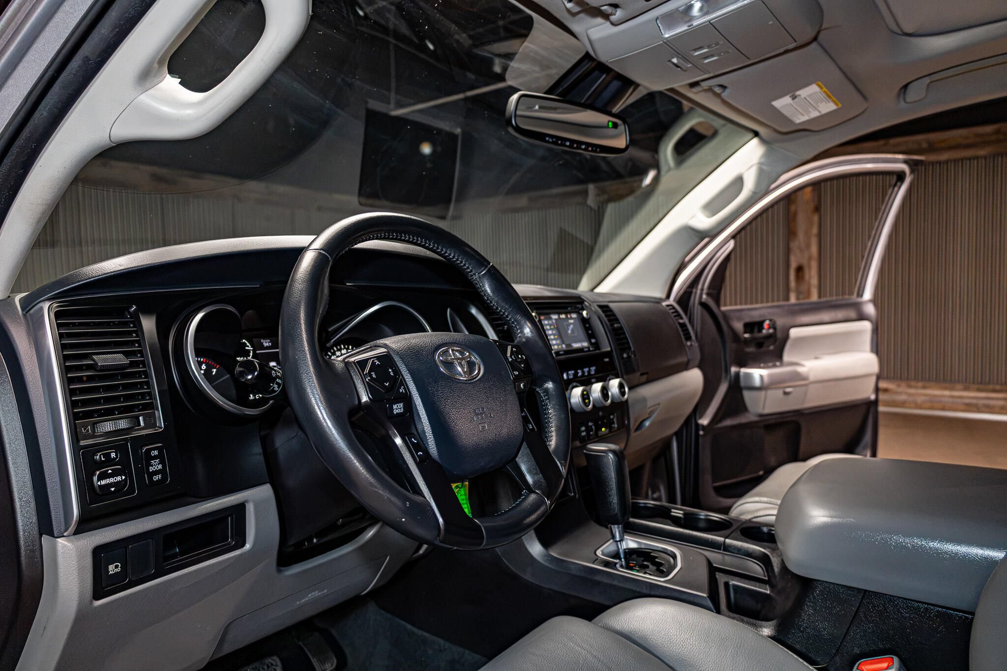 Used 2019 Toyota Sequoia SR5 w/ Premium Package RWD image 12