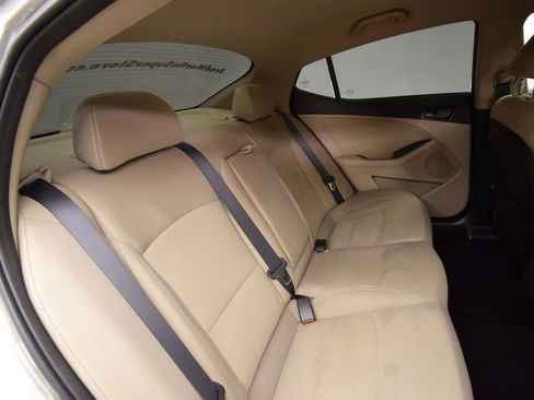 Used 2013 Kia Optima LX image 17