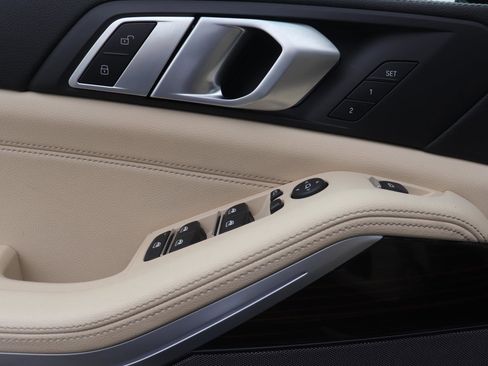 Used 2021 BMW X5 sDrive40i w/ Premium Package 2 image 26