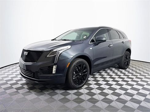 Used 2022 Cadillac XT5 Luxury w/ LPO, ONYX Package image 48