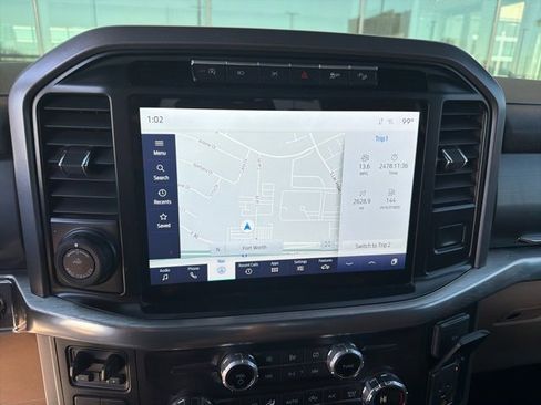 Used 2021 Ford F150 Lariat w/ Equipment Group 502A High image 16