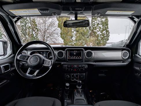 Used 2021 Jeep Wrangler Unlimited Sahara image 13