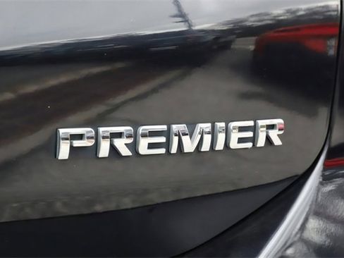 Used 2020 Chevrolet Equinox Premier image 9