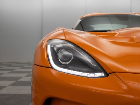 Used 2014 SRT Viper SRT-10 image 31