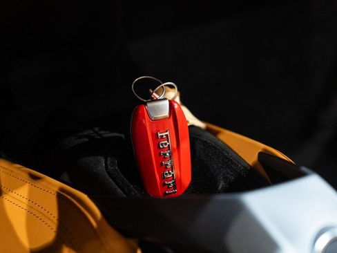 Used 2018 Ferrari 488 GTB image 34