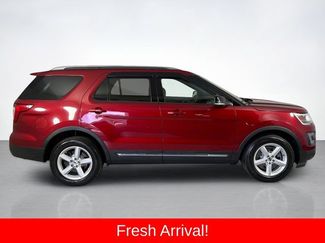 Used 2016 Ford Explorer XLT w/ Equipment Group 202A AWD/4WD video 2