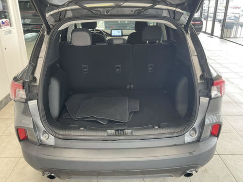 Used 2022 Ford Escape SE w/ SE Sport Appearance Package AWD/4WD image 22