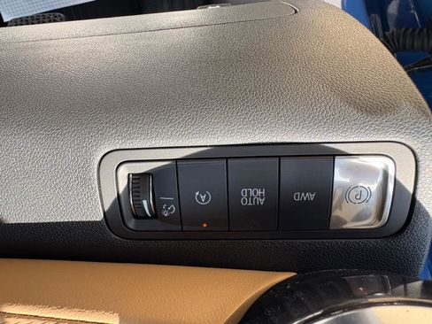 New 2026 Chevrolet Equinox ACTIV w/ Convenience Package III image 19