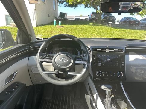 Used 2022 Hyundai Tucson SEL AWD/4WD image 18