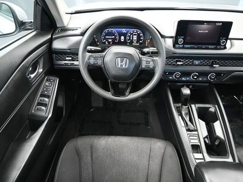 Used 2023 Honda Accord EX image 12