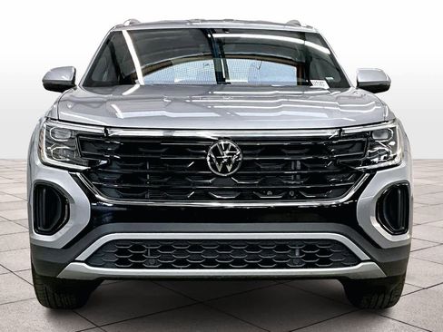 New 2026 Volkswagen Atlas Cross Sport SE image 5