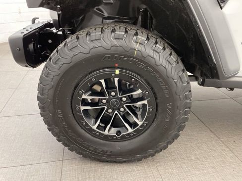 New 2026 Jeep Wrangler Unlimited Rubicon 392 image 8