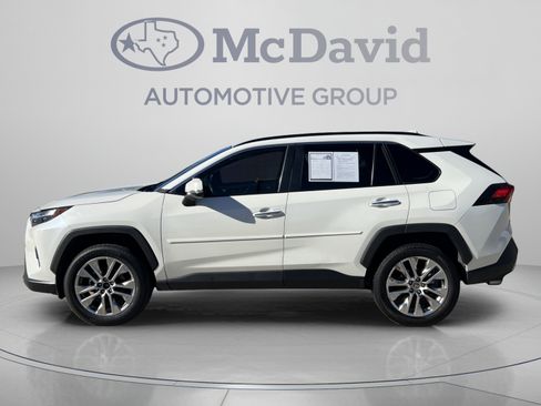 Used 2022 Toyota RAV4 Limited FWD image 2