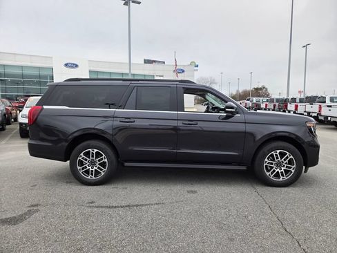 New 2026 Ford Expedition Max Active RWD image 38