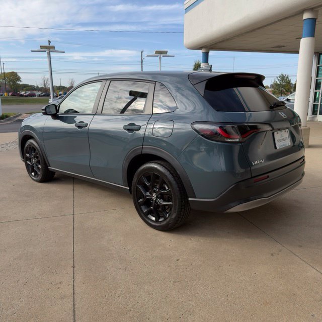 Used 2024 Honda HR-V Sport image 3