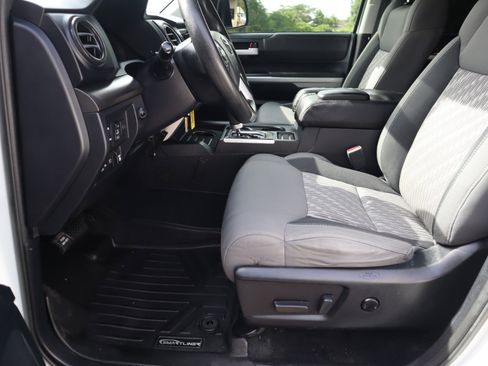 Used 2019 Toyota Tundra SR5 w/ SR5 Upgrade Package image 13