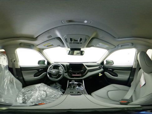 New 2026 Toyota Highlander XLE AWD/4WD image 33