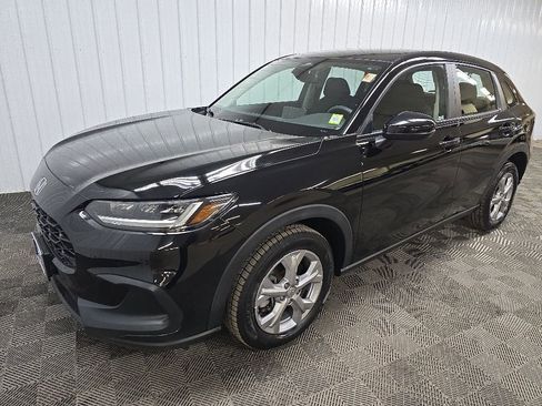 Used 2023 Honda HR-V LX image 8