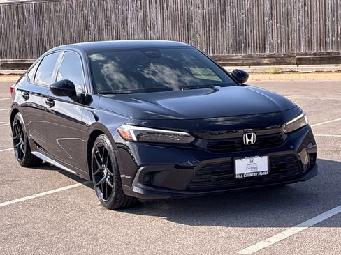 Certified 2024 Honda Civic Sport image 8