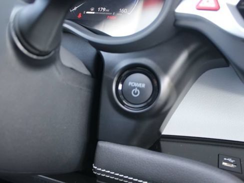Certified 2026 Toyota Sienna XSE FWD image 37
