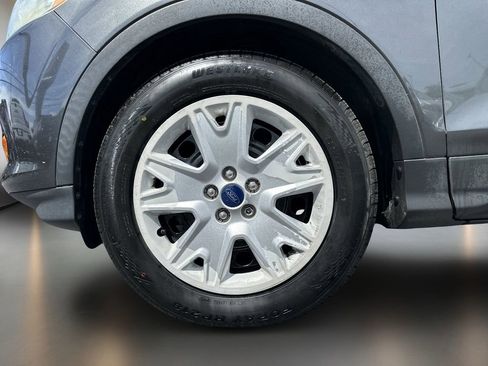 Used 2016 Ford Escape S FWD image 9
