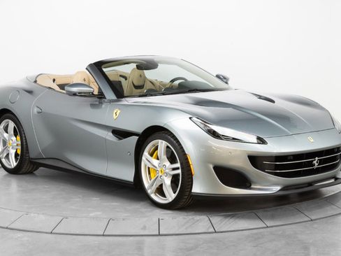 Certified 2019 Ferrari Portofino image 9