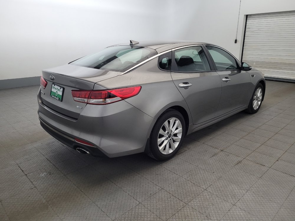 Used 2018 Kia Optima LX FWD image 9