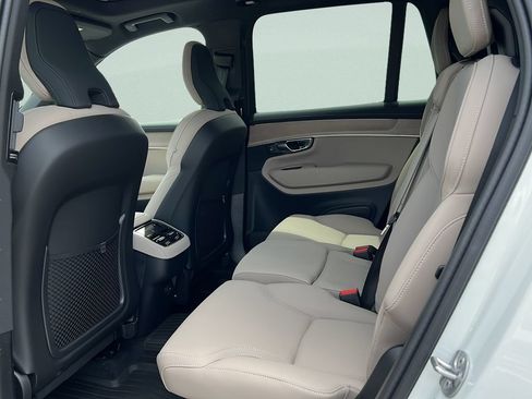 New 2026 Volvo XC90 B6 Plus AWD/4WD image 9