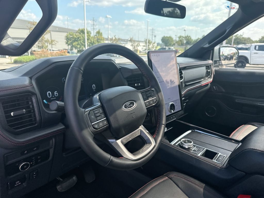 Used 2024 Ford Expedition Max Limited RWD image 10