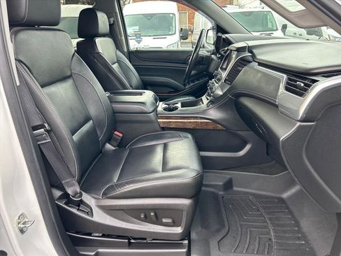 Used 2016 Chevrolet Tahoe LT w/ Luxury Package image 19