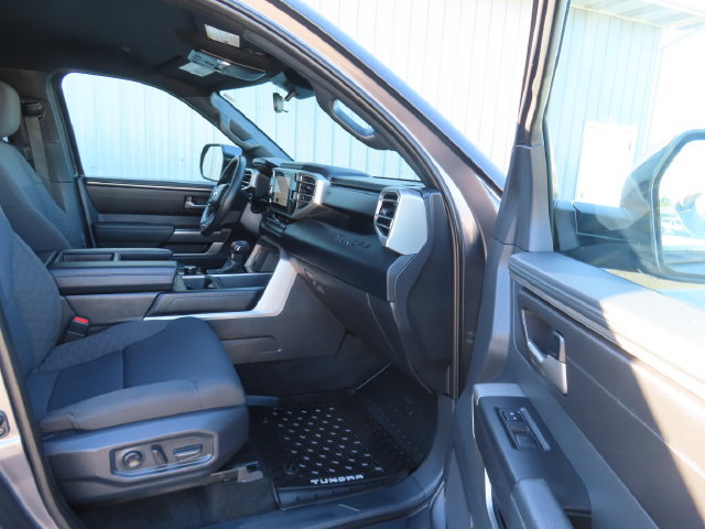 Used 2025 Toyota Tundra SR5 AWD/4WD image 25
