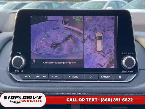 Used 2021 Nissan Rogue SV w/ Premium Package image 13