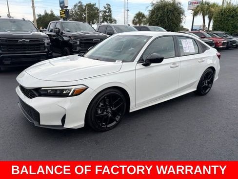 Used 2025 Honda Civic Sport image 3